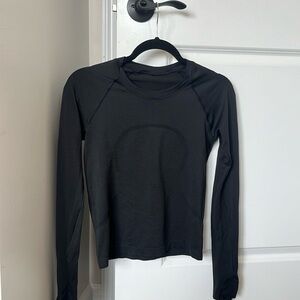 Lulu lemon waist length, black, long sleeve swiftly tech